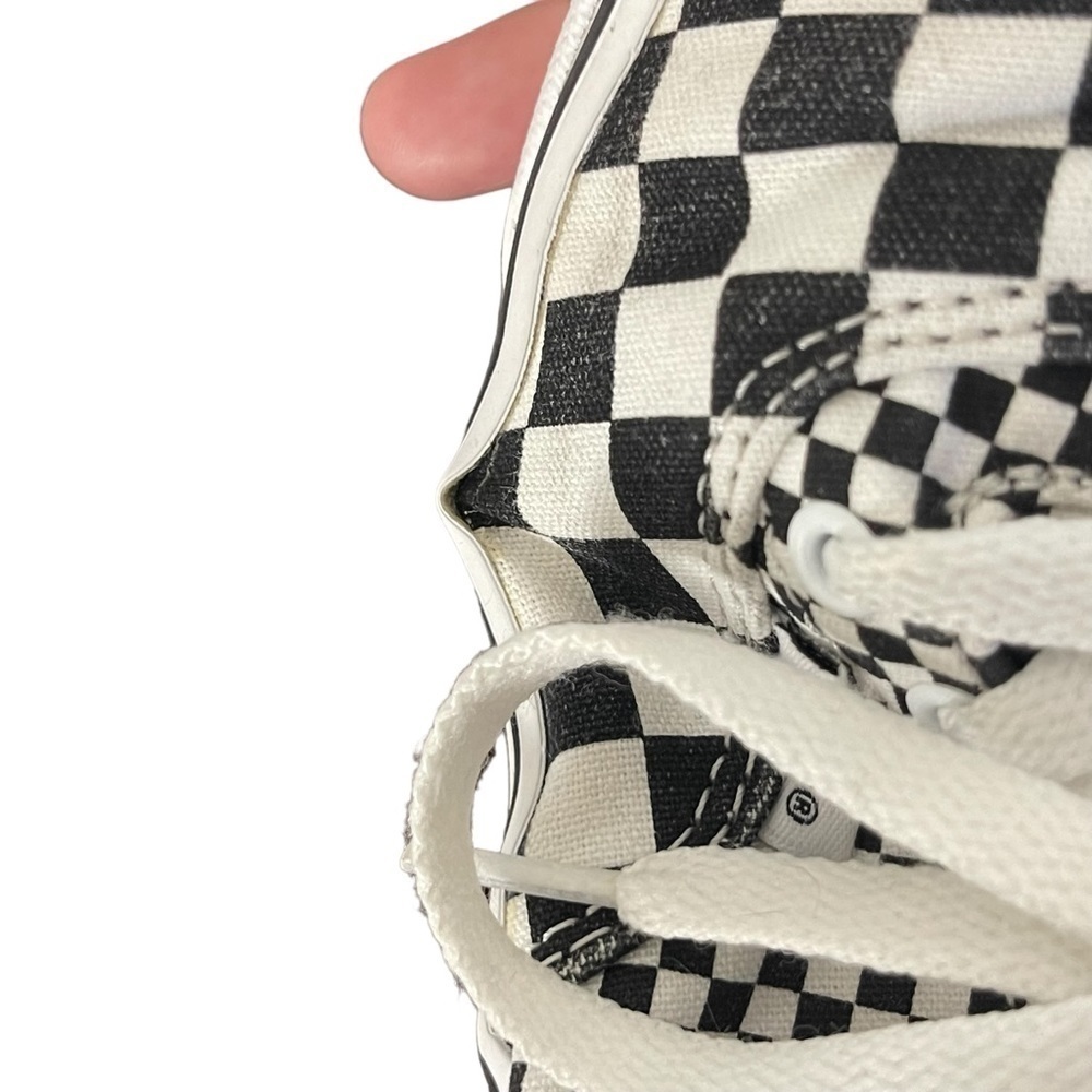 GUC Vans youth skateboard sneakers, checkered, black and white, size 1 youth - Picture 10 of 10